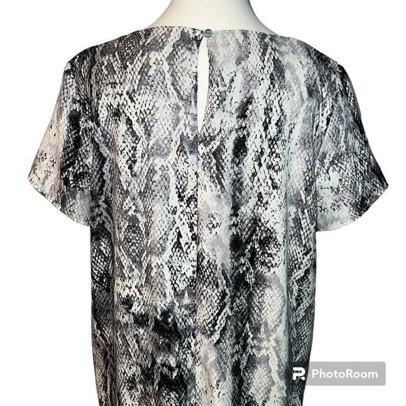 She + Sky Snakeskin Print Lined Short Sleeve Mini Shift Dress Size L Gray White - Picture 6 of 13